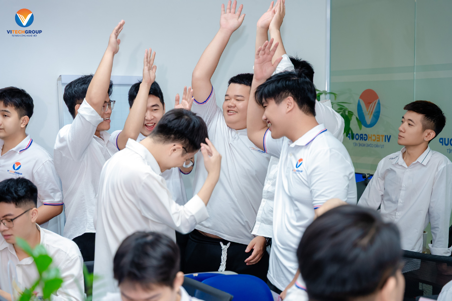 Những giây phút vui vẻ tại Ngày Biết ơn của ViTech 09/06