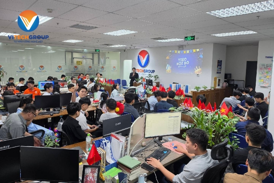 Tiệc nội bộ Vitech tháng 8