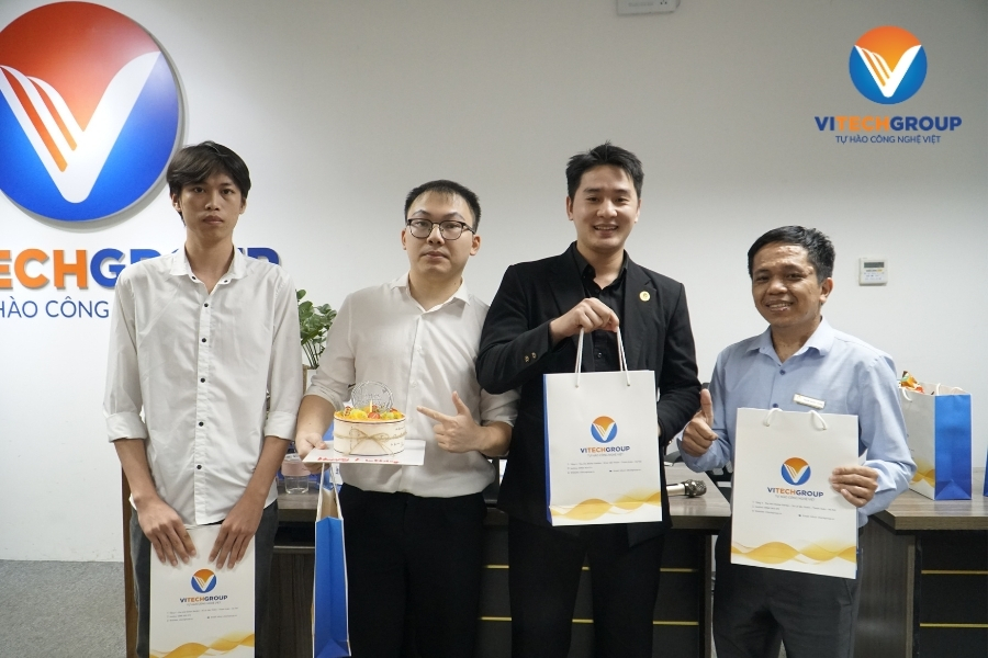 Tiệc nội bộ Vitech tháng 8