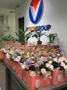 20/10 – Chúc những bông hoa nhà ViTech luôn rạng rỡ!