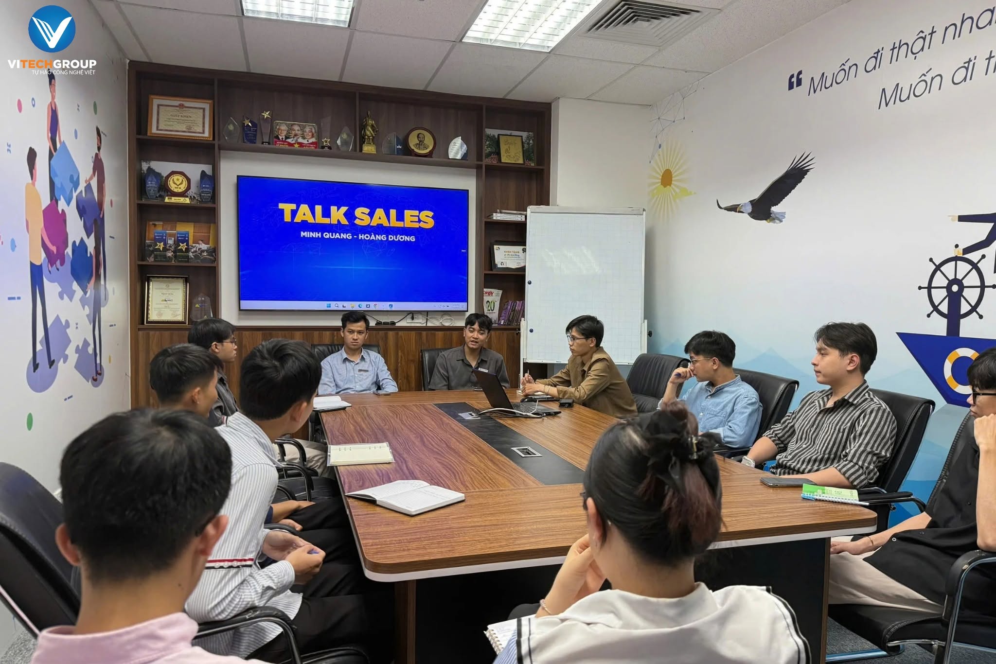 Văn hóa đào tạo Sales tại ViTech Group: Talk Sales tại ViTech 